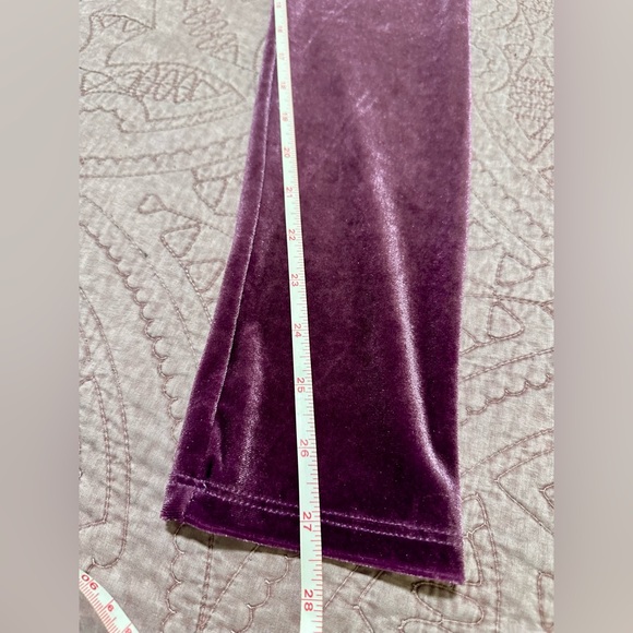 Women with Control Purple Velvet Leggings - XS - Picture 6 of 13